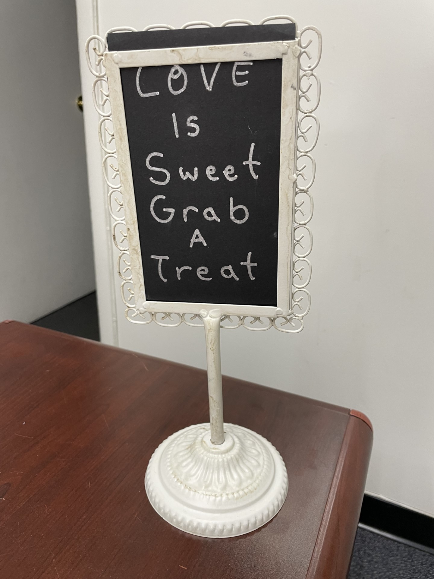 LOVE IS SWEET WHITE METAL SIGN main image